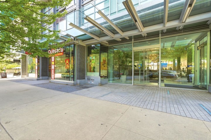 Photo 37 at 3605 - 1283 Howe Street, Downtown VW, Vancouver West