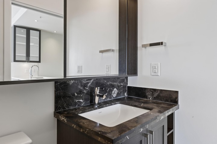 Photo 13 at 3305 - 5665 Boundary Road, Collingwood VE, Vancouver East
