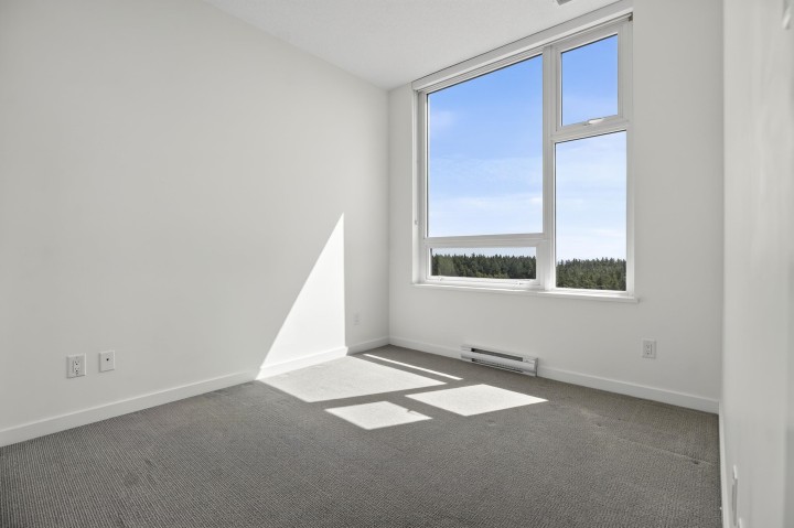 Photo 14 at 3305 - 5665 Boundary Road, Collingwood VE, Vancouver East