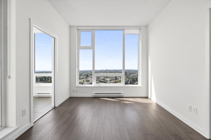 Photo 8 at 3305 - 5665 Boundary Road, Collingwood VE, Vancouver East