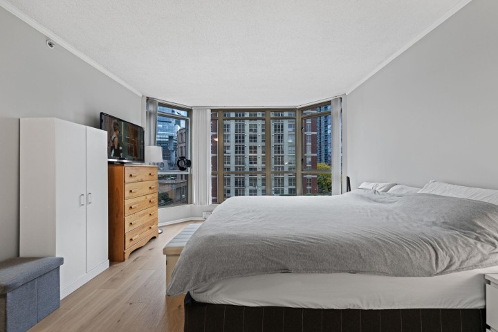 Photo 19 at 906 - 867 Hamilton Street, Downtown VW, Vancouver West