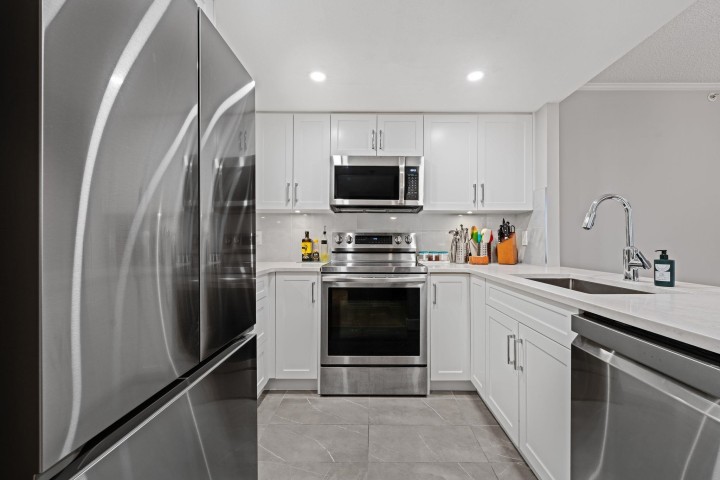 Photo 8 at 906 - 867 Hamilton Street, Downtown VW, Vancouver West