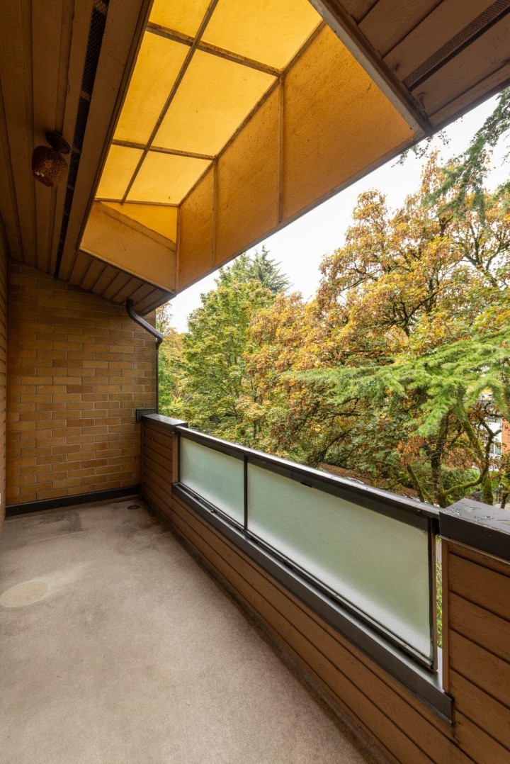 Photo 36 at 301 - 1930 W 3rd Avenue, Kitsilano, Vancouver West