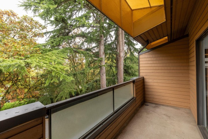 Photo 32 at 301 - 1930 W 3rd Avenue, Kitsilano, Vancouver West