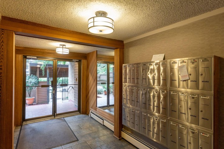 Photo 37 at 301 - 1930 W 3rd Avenue, Kitsilano, Vancouver West