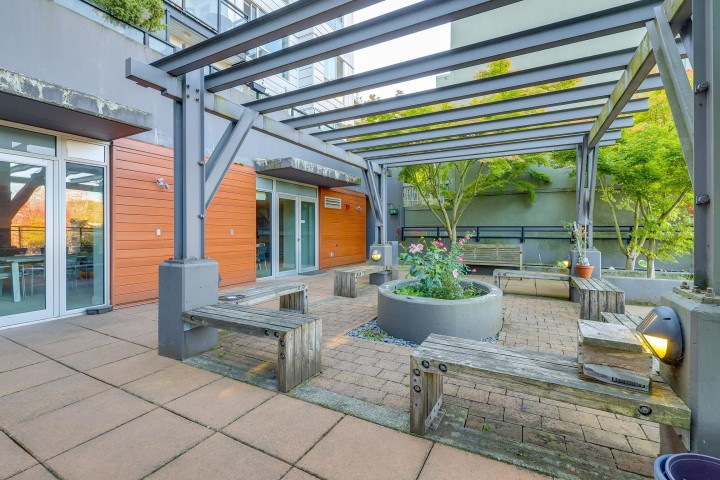 Photo 23 at 403 - 233 Kingsway, Mount Pleasant VE, Vancouver East