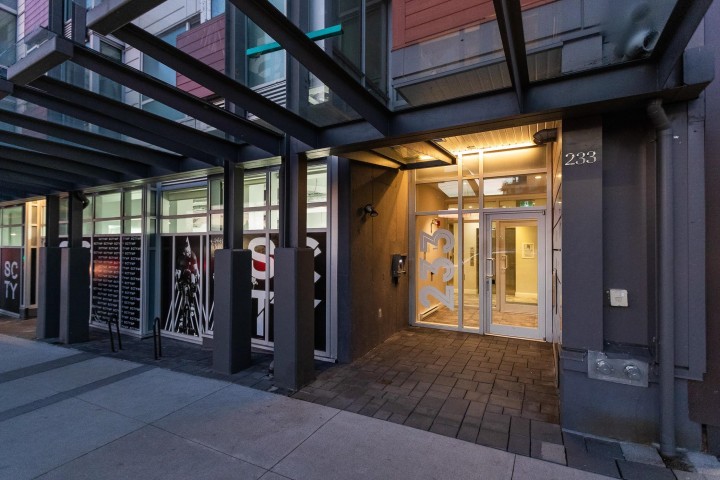 Photo 26 at 403 - 233 Kingsway, Mount Pleasant VE, Vancouver East