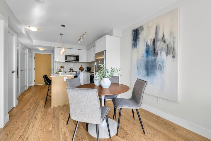 Photo 7 at 403 - 233 Kingsway, Mount Pleasant VE, Vancouver East