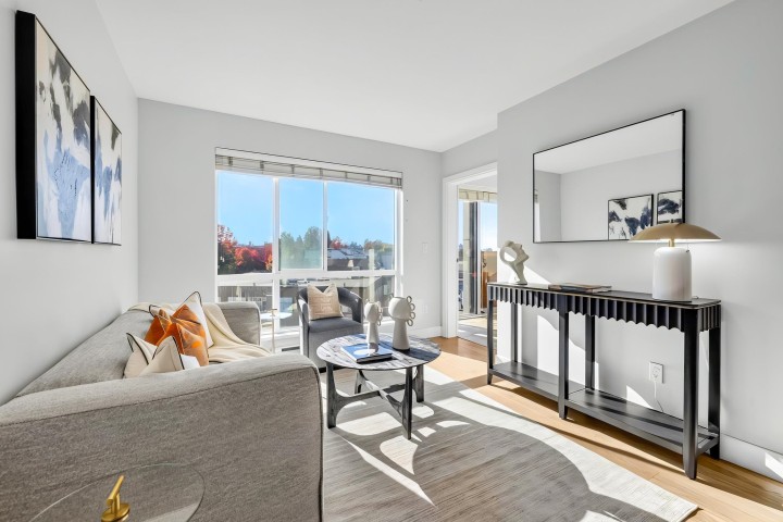 Photo 4 at 403 - 233 Kingsway, Mount Pleasant VE, Vancouver East