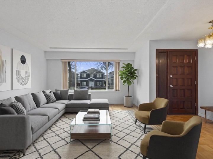 Photo 2 at 3369 Price Street, Collingwood VE, Vancouver East