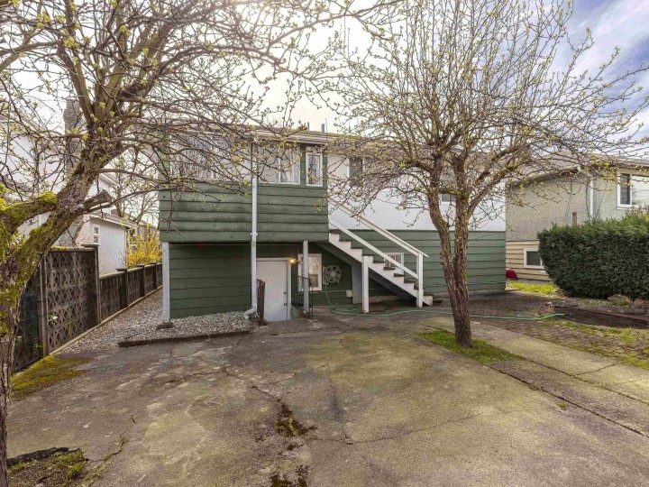 Photo 30 at 3369 Price Street, Collingwood VE, Vancouver East