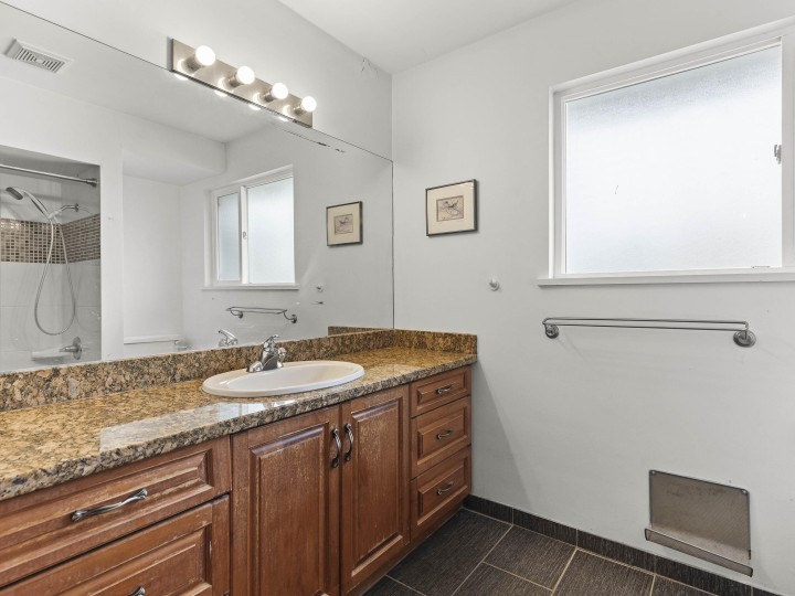 Photo 18 at 3369 Price Street, Collingwood VE, Vancouver East