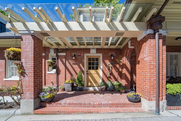 Photo 4 at 1501 Atlas Lane, South Granville, Vancouver West