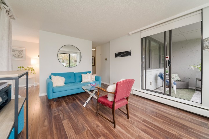 Photo 5 at 206 - 1740 Comox Street, West End VW, Vancouver West