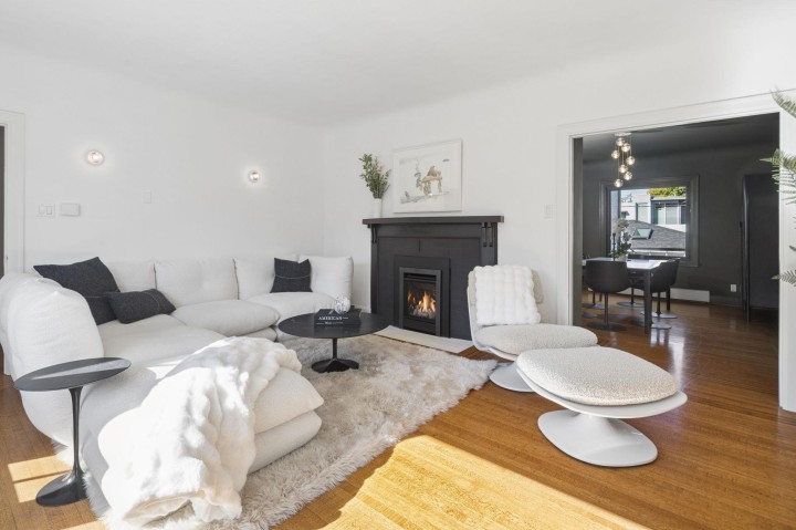 Photo 7 at 3137 W 24th Avenue, Dunbar, Vancouver West
