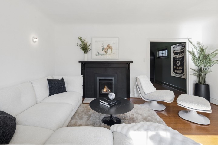 Photo 5 at 3137 W 24th Avenue, Dunbar, Vancouver West