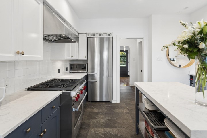 Photo 10 at 3137 W 24th Avenue, Dunbar, Vancouver West