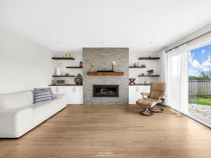 Photo 23 at 1405 20th Street, Ambleside, West Vancouver