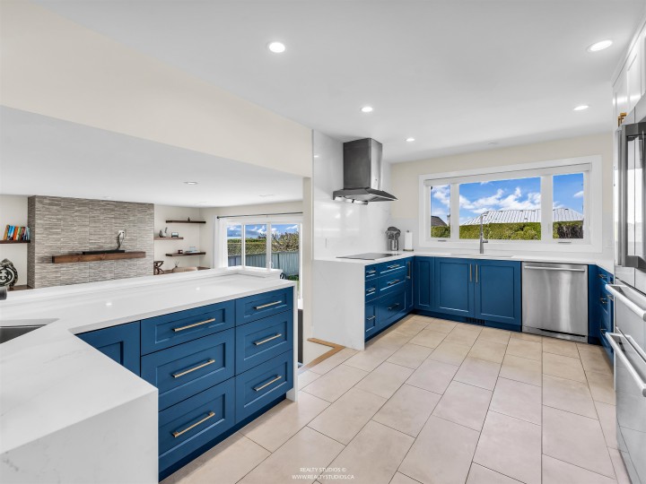 Photo 10 at 1405 20th Street, Ambleside, West Vancouver