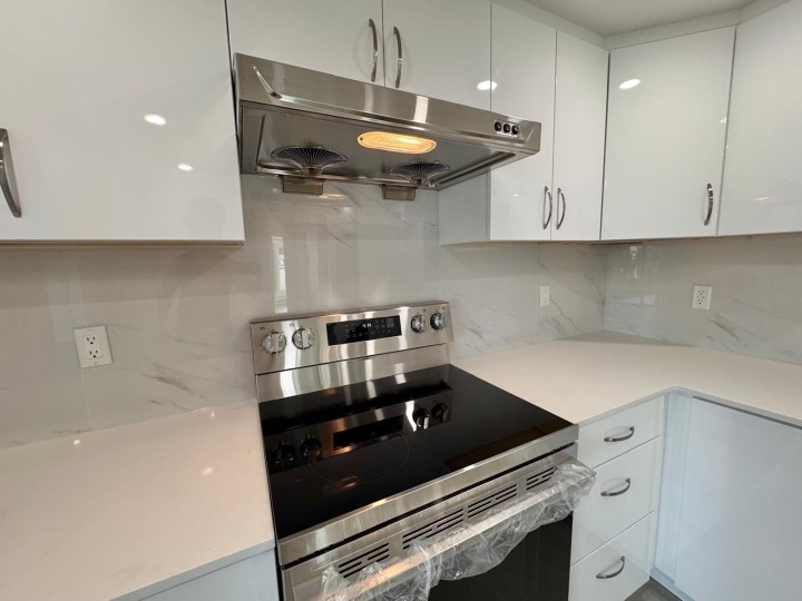 Photo 19 at 800 - 2528 E Broadway, Renfrew Heights, Vancouver East