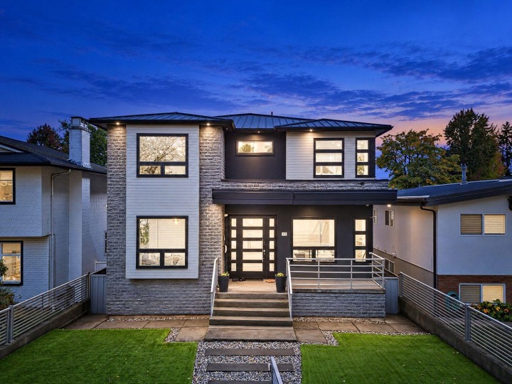 Photo 1 at 3626 E 48th Avenue, Killarney VE, Vancouver East