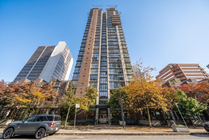 Photo 27 at 1805 - 1068 Hornby Street, Downtown VW, Vancouver West