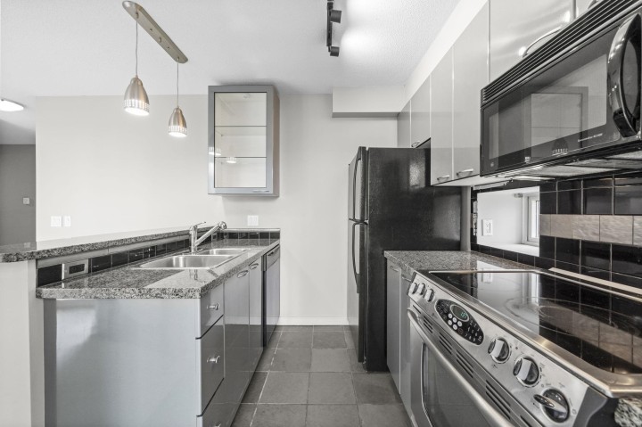 Photo 6 at 1805 - 1068 Hornby Street, Downtown VW, Vancouver West