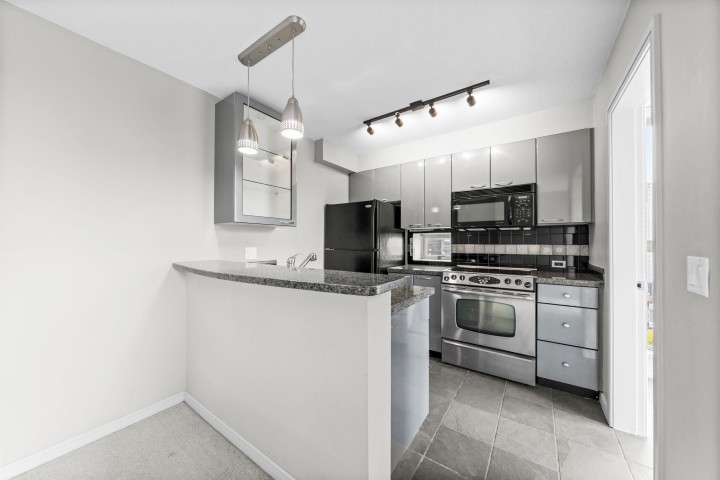 Photo 13 at 1805 - 1068 Hornby Street, Downtown VW, Vancouver West