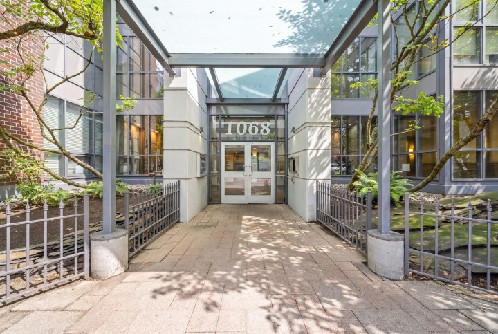 Photo 26 at 1805 - 1068 Hornby Street, Downtown VW, Vancouver West