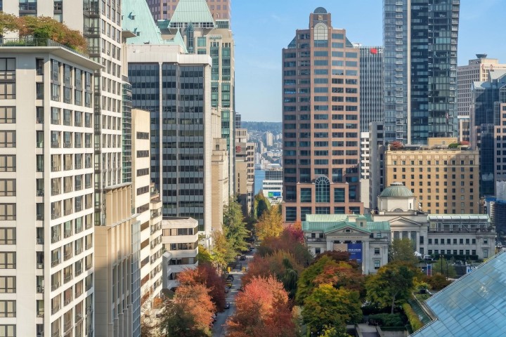 Photo 10 at 1805 - 1068 Hornby Street, Downtown VW, Vancouver West