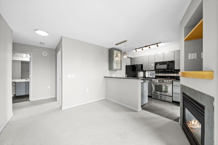 Photo 15 at 1805 - 1068 Hornby Street, Downtown VW, Vancouver West