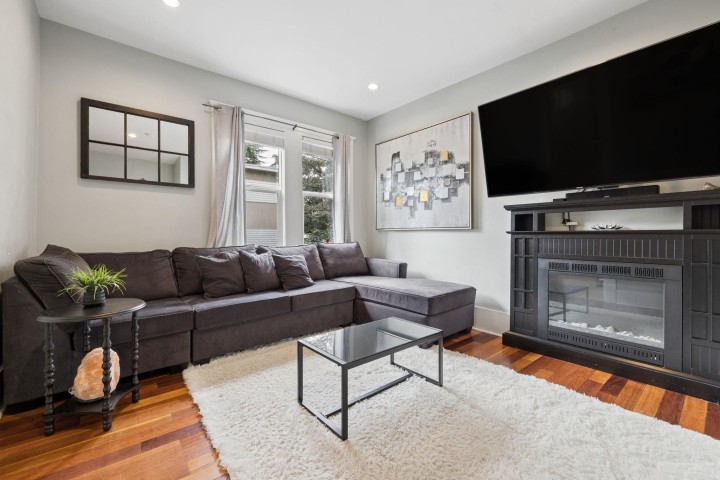 Photo 5 at 971 Nicola Street, West End VW, Vancouver West