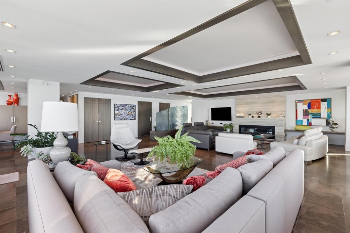 Photo 8 at 9 - 2250 Bellevue Avenue, Dundarave, West Vancouver