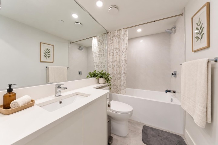 Photo 17 at 7669 Granville Street, South Granville, Vancouver West