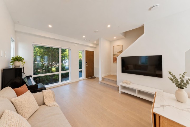 Photo 4 at 7669 Granville Street, South Granville, Vancouver West