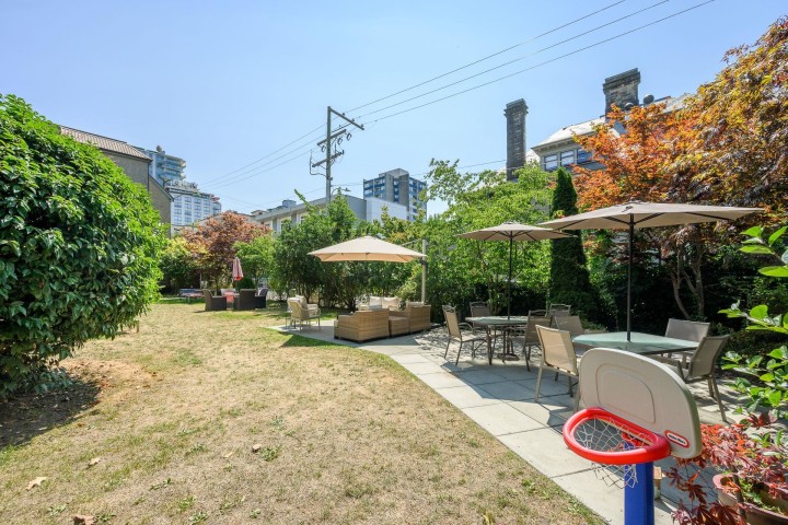 Photo 24 at 104 - 1500 Pendrell Street, West End VW, Vancouver West