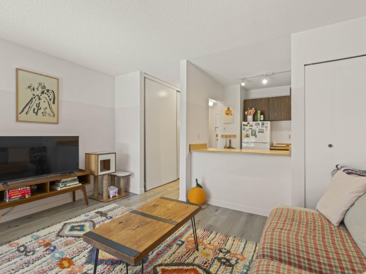 Photo 18 at 216 - 1545 E 2nd Avenue, Grandview Woodland, Vancouver East