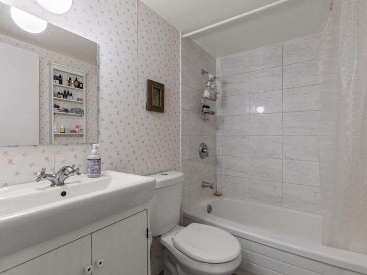 Photo 25 at 216 - 1545 E 2nd Avenue, Grandview Woodland, Vancouver East