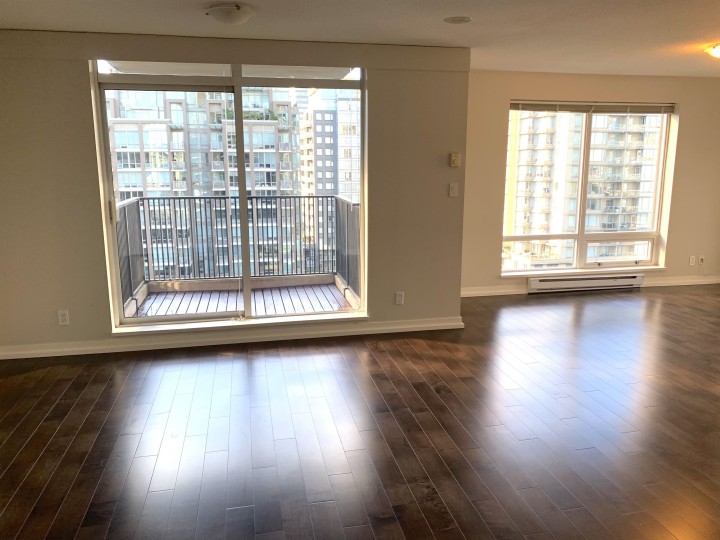Photo 3 at 1606 - 1055 Homer Street, Yaletown, Vancouver West