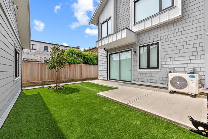 Photo 32 at 2 - 8578 Cartier Street, Marpole, Vancouver West