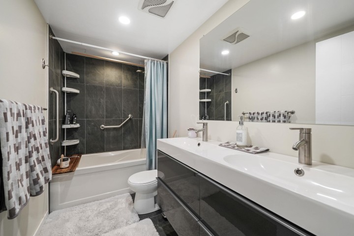 Photo 7 at 201 - 444 E 6th Avenue, Mount Pleasant VE, Vancouver East