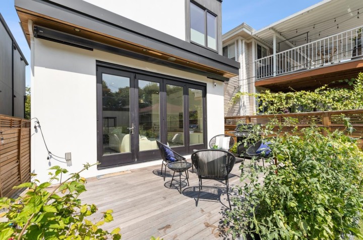 Photo 15 at 506 E 18th Avenue, Fraser VE, Vancouver East