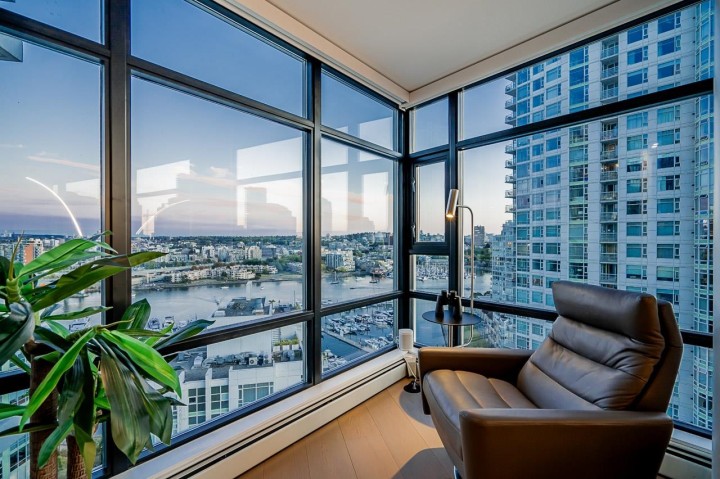Photo 14 at 2207 - 198 Aquarius Mews, Yaletown, Vancouver West