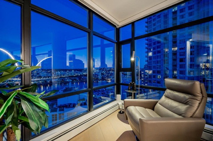 Photo 15 at 2207 - 198 Aquarius Mews, Yaletown, Vancouver West