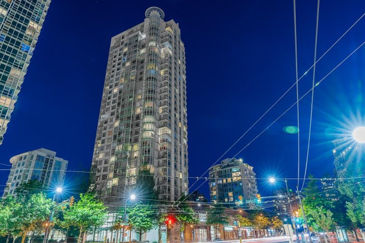 Photo 35 at 2207 - 198 Aquarius Mews, Yaletown, Vancouver West