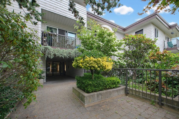 Photo 30 at 301 - 2125 W 2nd Avenue, Kitsilano, Vancouver West