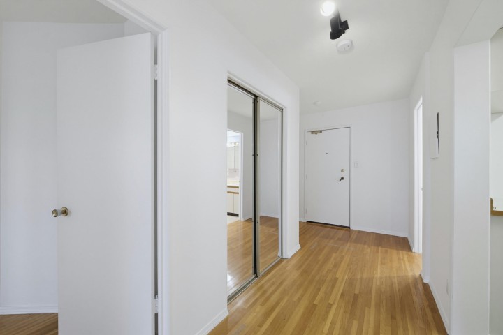 Photo 19 at 301 - 2125 W 2nd Avenue, Kitsilano, Vancouver West