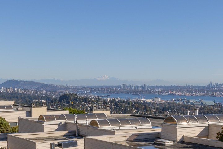Photo 36 at 102 - 2274 Folkestone Way, Panorama Village, West Vancouver
