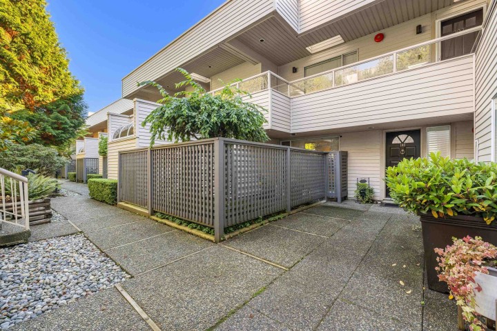 Photo 39 at 102 - 2274 Folkestone Way, Panorama Village, West Vancouver