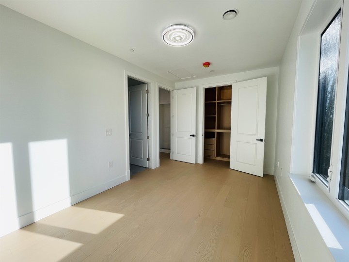 Photo 5 at 1 - 2452 Harrison Drive, Fraserview VE, Vancouver East